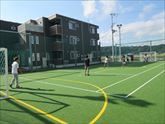 2014年夏、女性宿舎横に完成したフットサル場とテニスコート